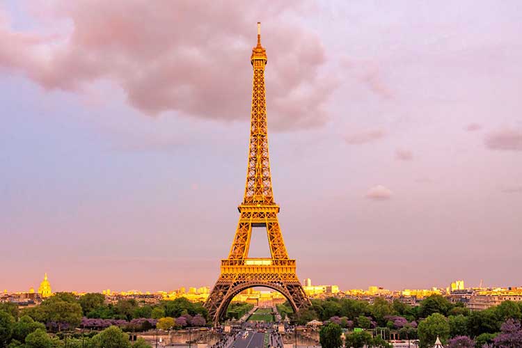 أهم المعالم السياحية في اوروبا : برج ايفل